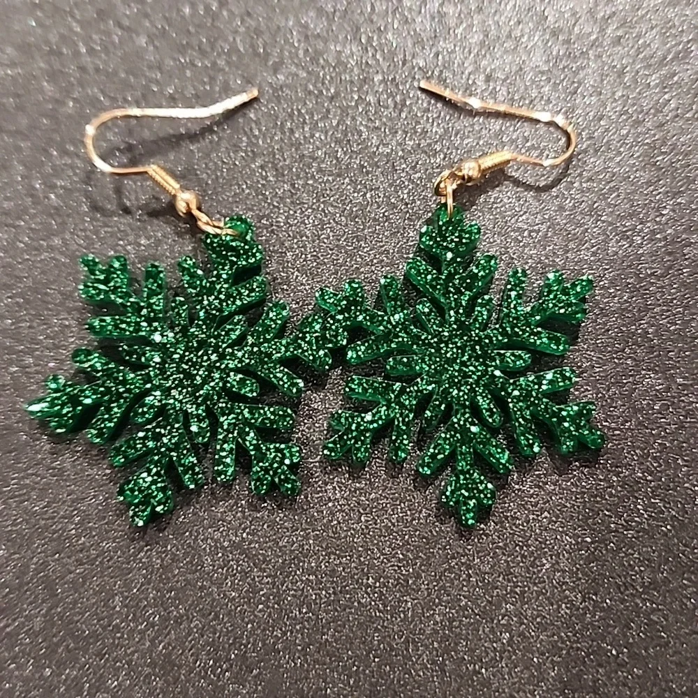 Green Snowflake Earrings - Picture 1 of 2